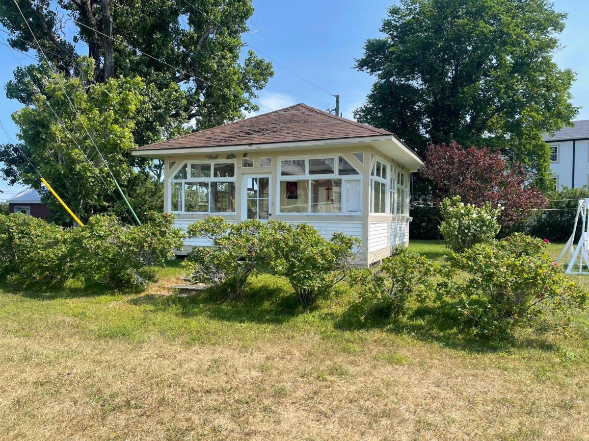 Le Couvent Apartment Sainte Anne-des-Chênes Екстериор снимка
