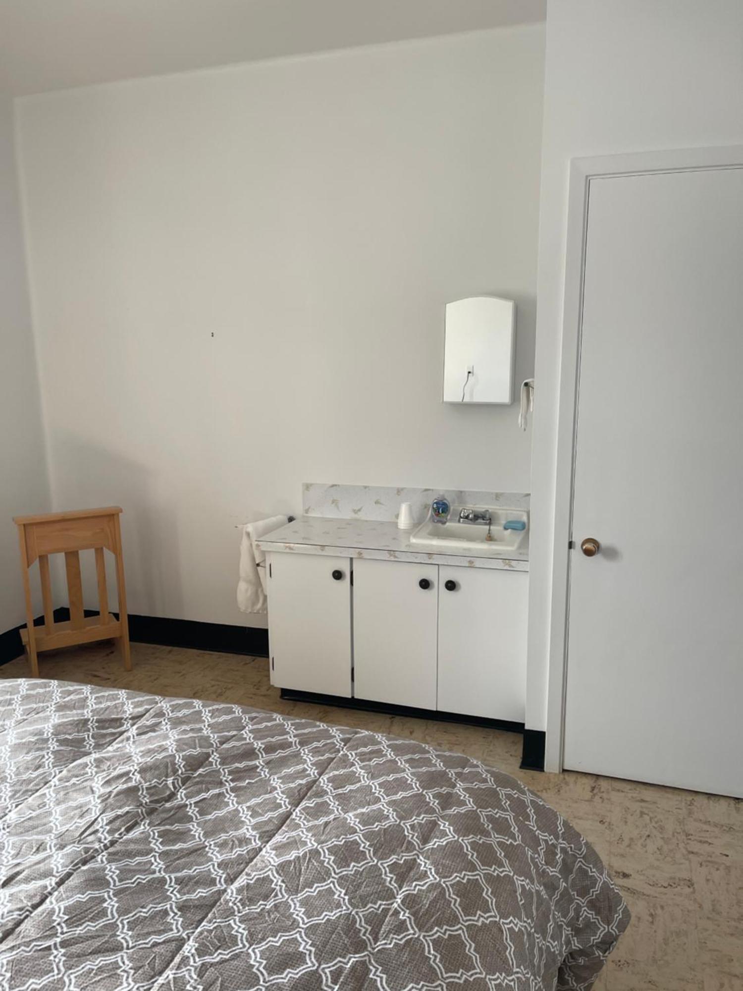 Le Couvent Apartment Sainte Anne-des-Chênes Екстериор снимка